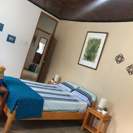 Poseidon Guest House Iquitos Exterior foto
