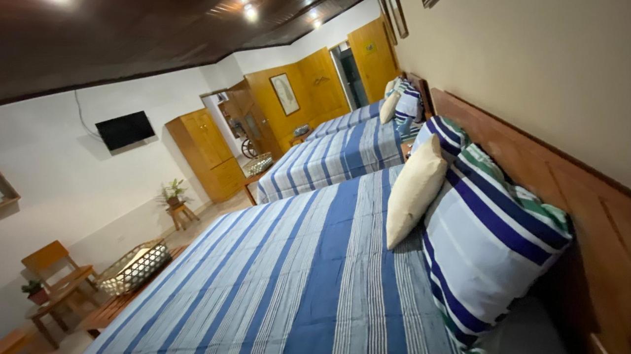 Poseidon Guest House Iquitos Exterior foto