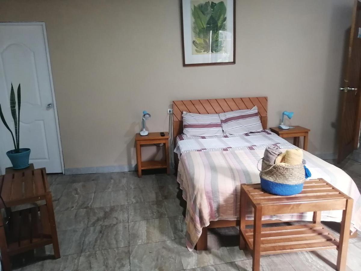 Poseidon Guest House Iquitos Exterior foto